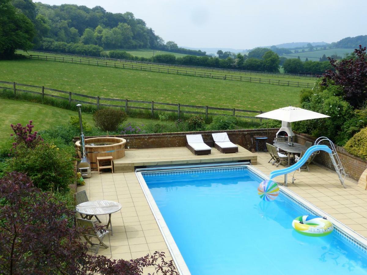 The Limes Country House With Heated Pool & Hot Tub Villa Great Missenden Esterno foto